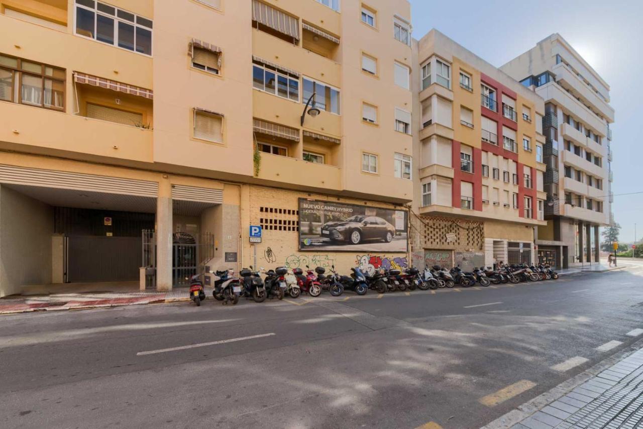 Holidays2Malaga Plaza De Toros Vieja & Parking Opcional Exterior photo
